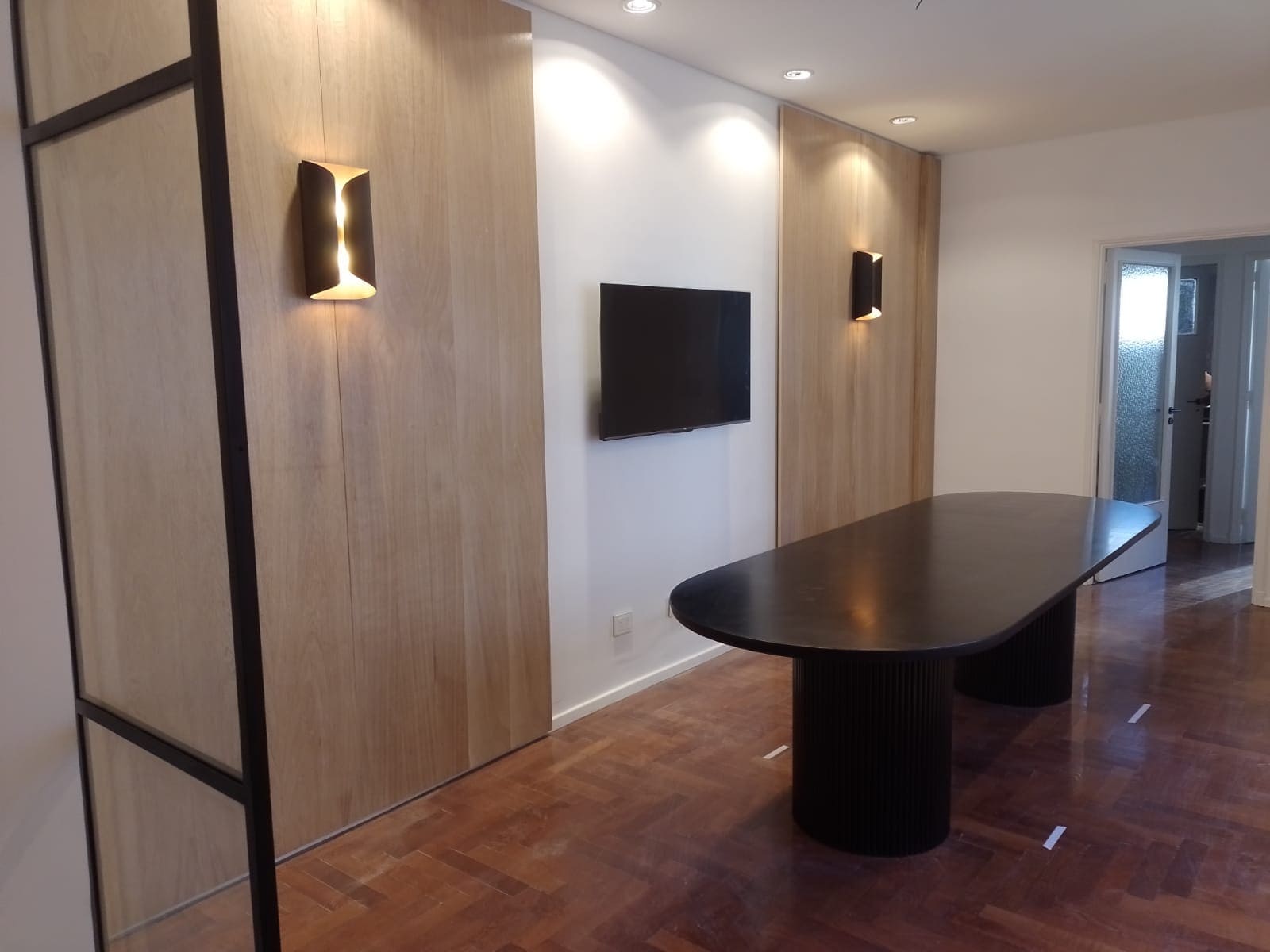 Trabajo a medida – mueble laqueado personalizado